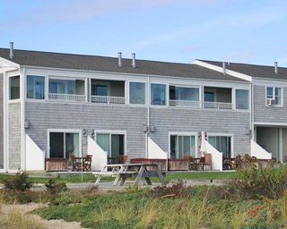 Edgewater Resort 3*