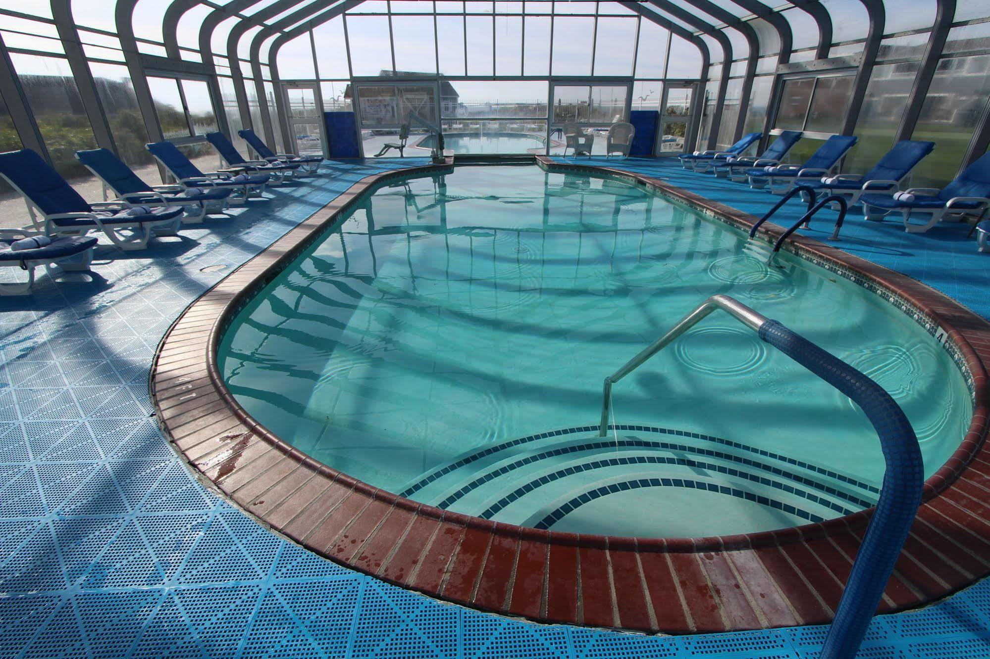 Edgewater 3*
